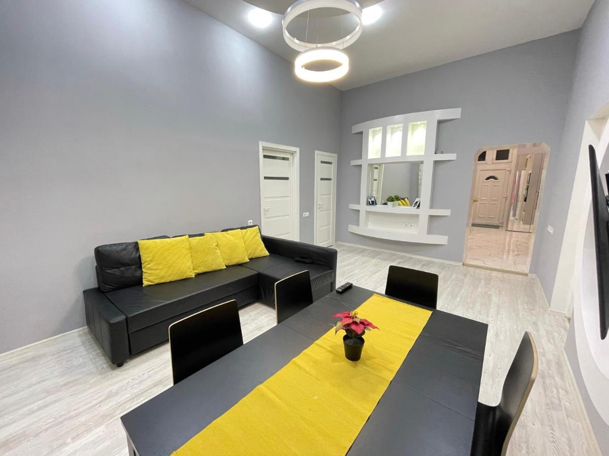 Deluxe Sapphire Residency - 4 Bedrooms Budapest Ngoại thất bức ảnh