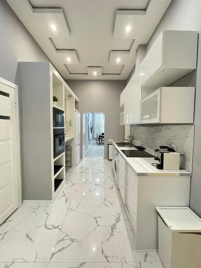 Deluxe Sapphire Residency - 4 Bedrooms Budapest Ngoại thất bức ảnh