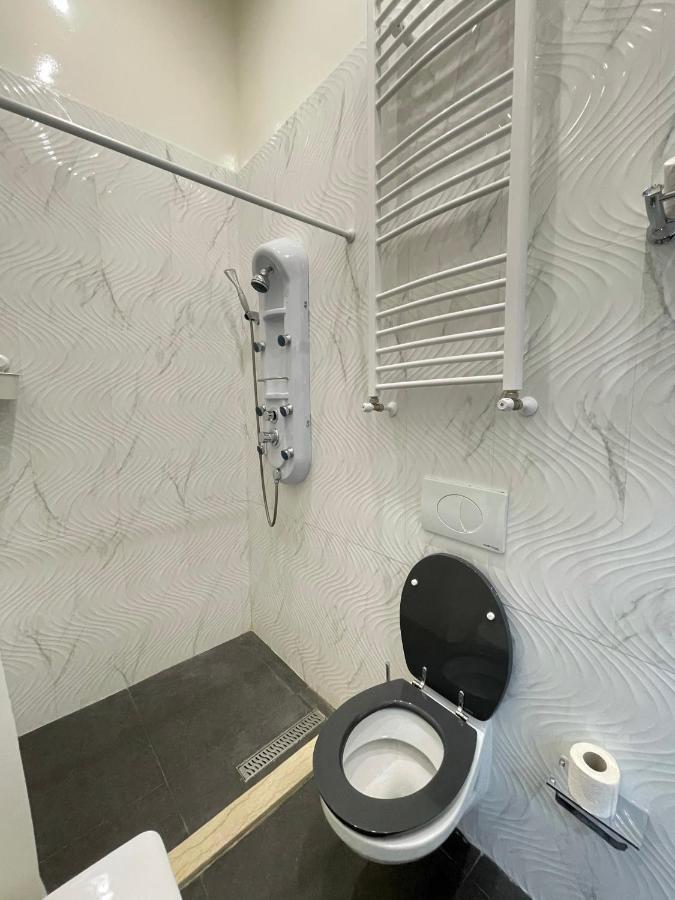 Deluxe Sapphire Residency - 4 Bedrooms Budapest Ngoại thất bức ảnh